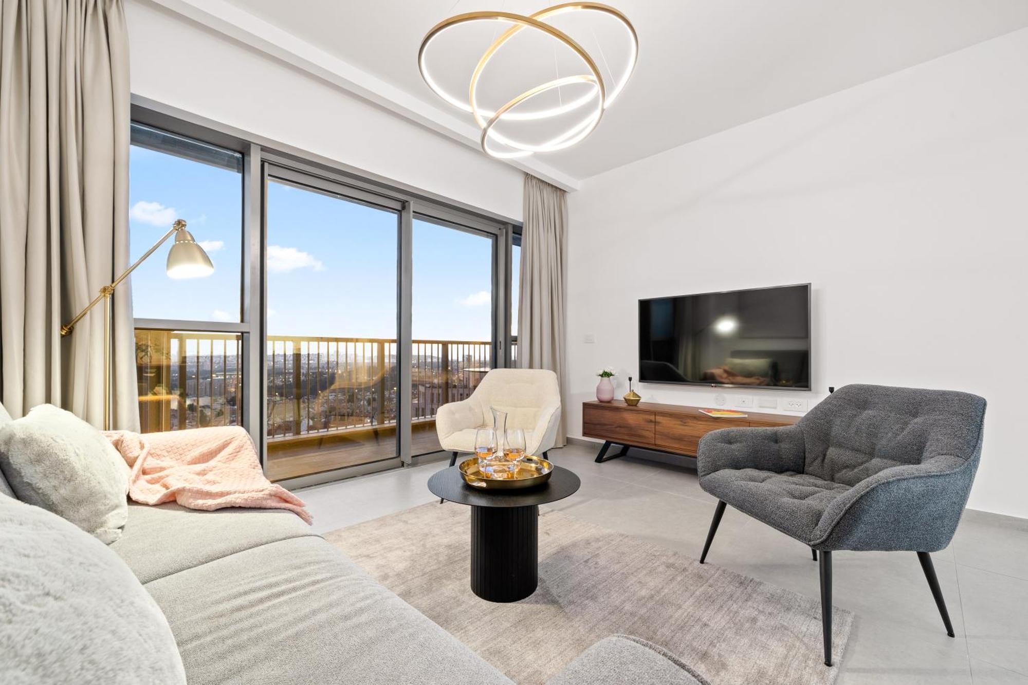 Appartamento Savion View Center